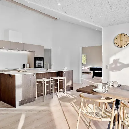 Beautiful In With Wifi Holiday home