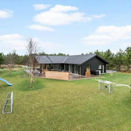 Holiday home Beautiful In With Wifi